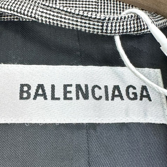 🚩steal authentic Balenciaga Gray Checkered Double-Breasted Blazer - Picture 5 of 6